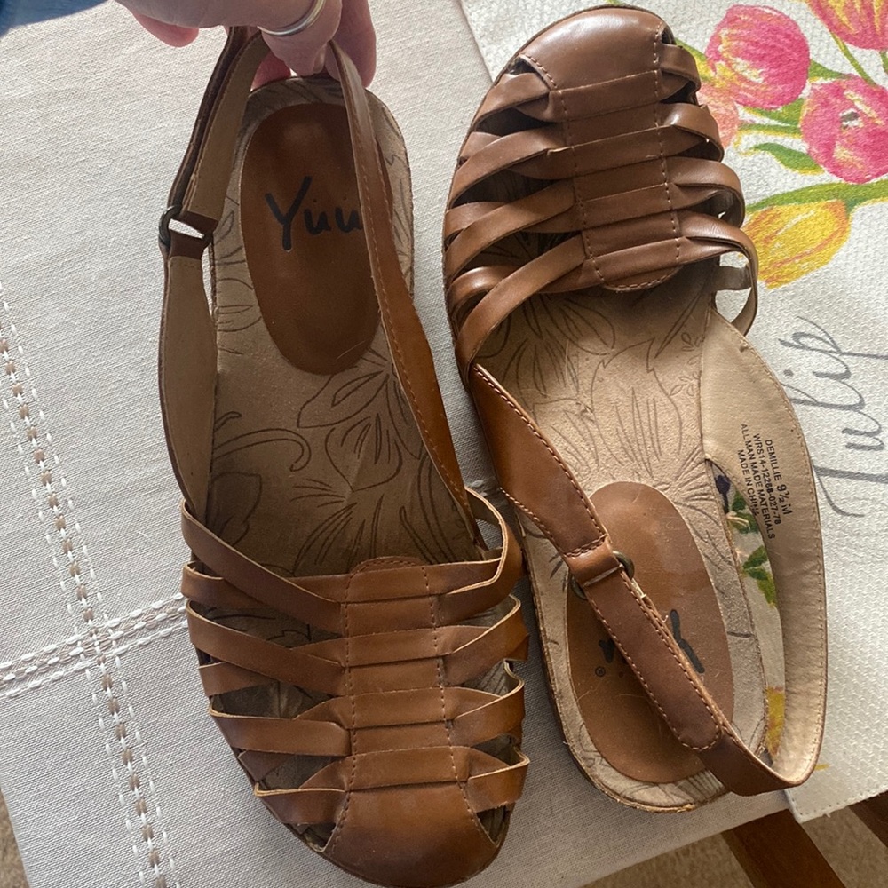 Yuu sandal